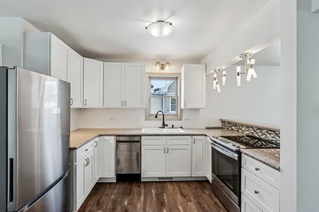 $209,900 | 209 South Main Street, Pardeeville, WI 53954