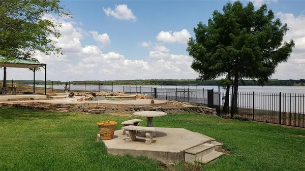 $725,000 | 213 Cortez Drive, Nocona, TX 76255