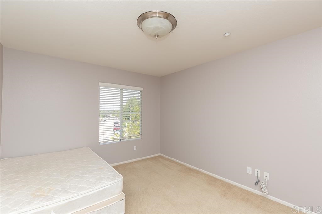 5066 Lake Circle Road Fallbrook, CA 92028 - Photo 17 of 25 Gallery Image 17