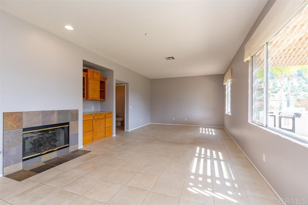 5066 Lake Circle Road Fallbrook, CA 92028 - Photo 7 of 25 Gallery Image 7