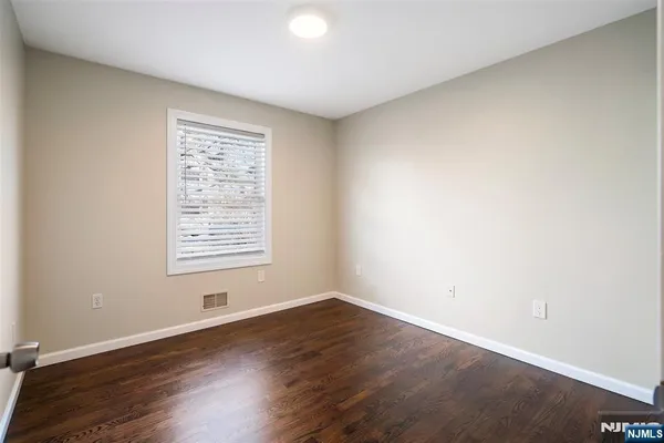 $2,850 | 312 Vine Street, Elizabeth, NJ 07202