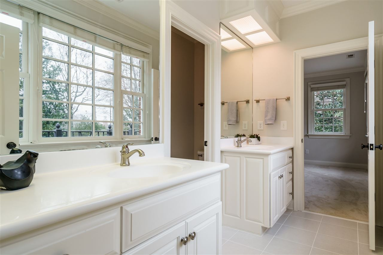 3219 Darien Drive Raleigh, NC 27607 - Photo 20 of 25 Jack-n-Jill Bathroom
