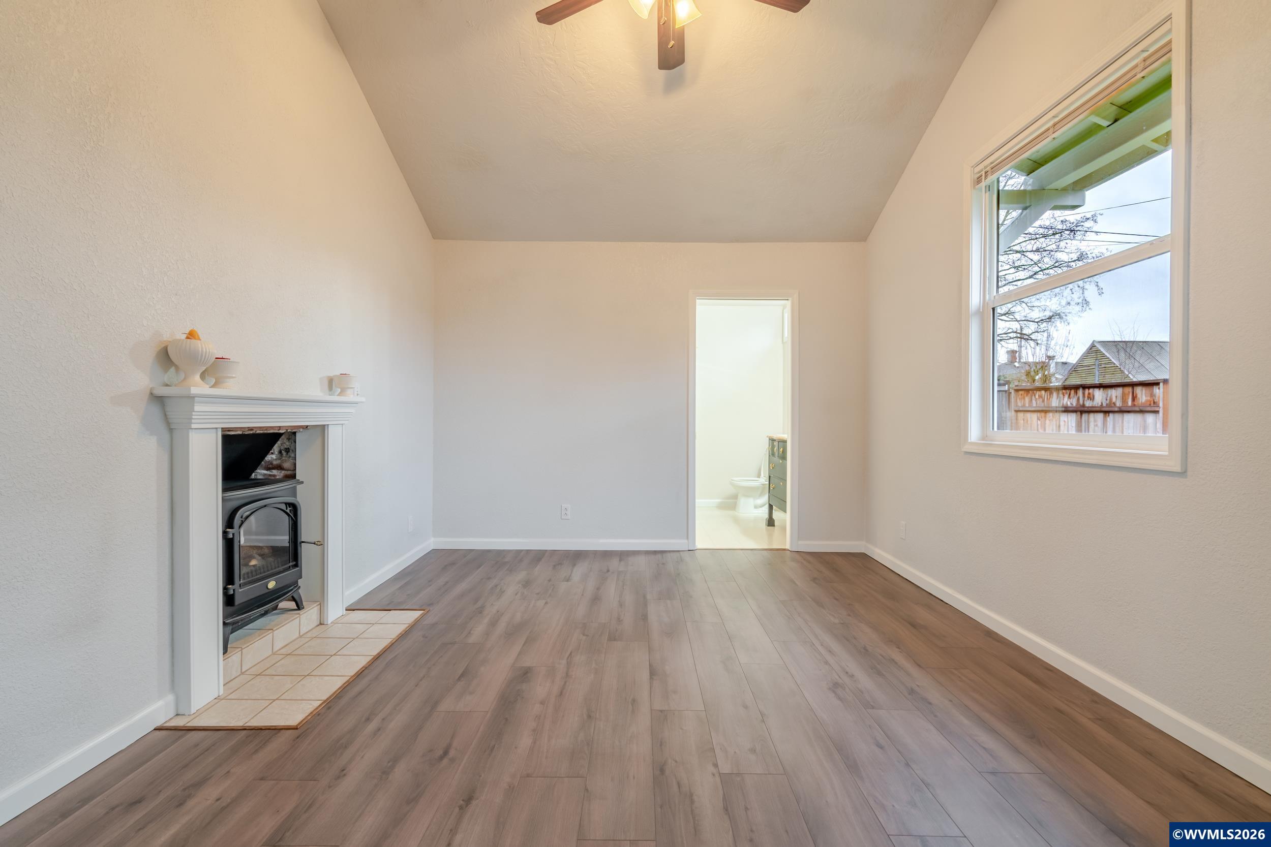 1229 Southwest Washington Street Albany, OR 97321 - Photo 12 of 28