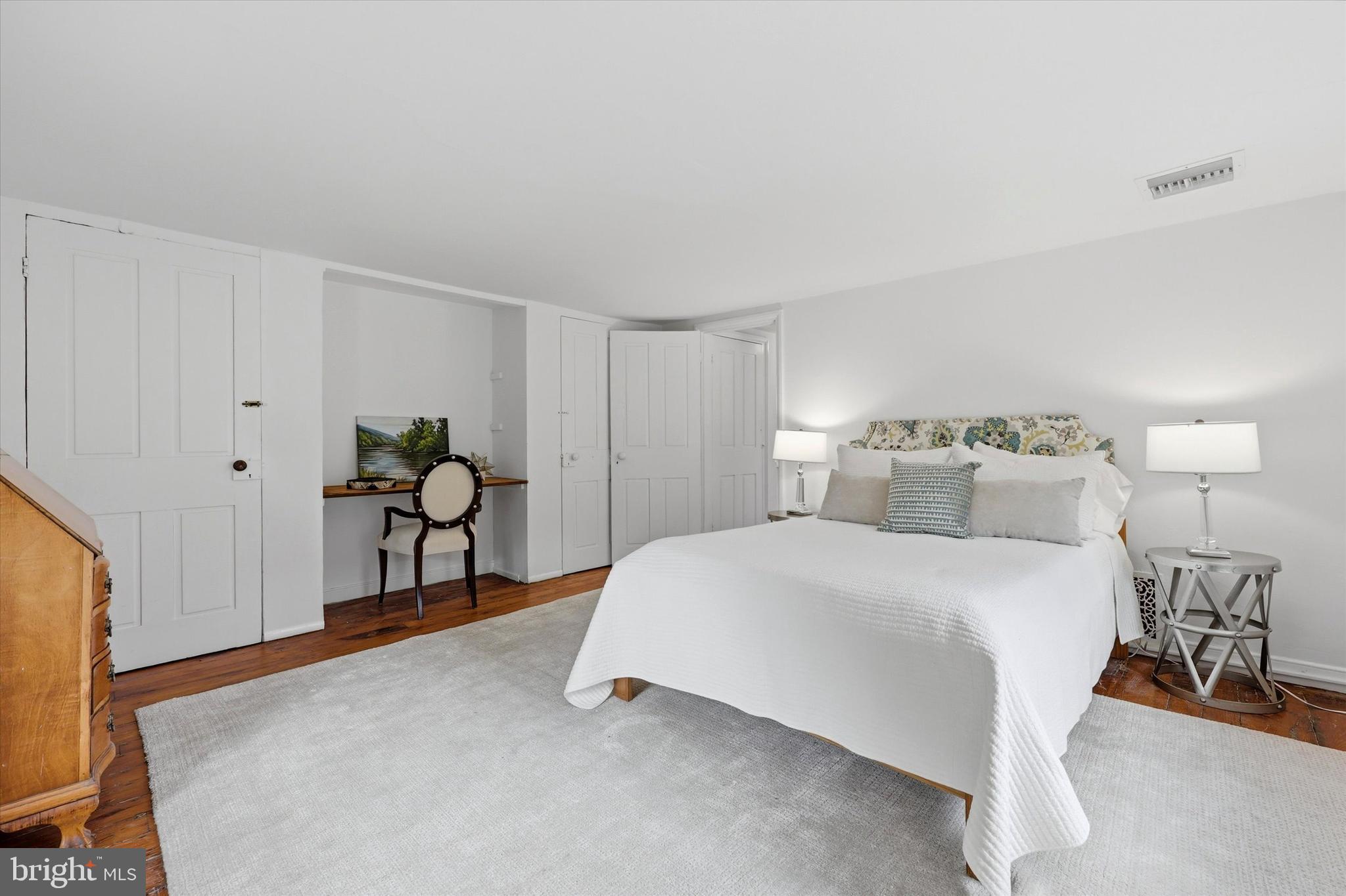23 West Gravers Lane Philadelphia, PA 19118 - Photo 30 of 39