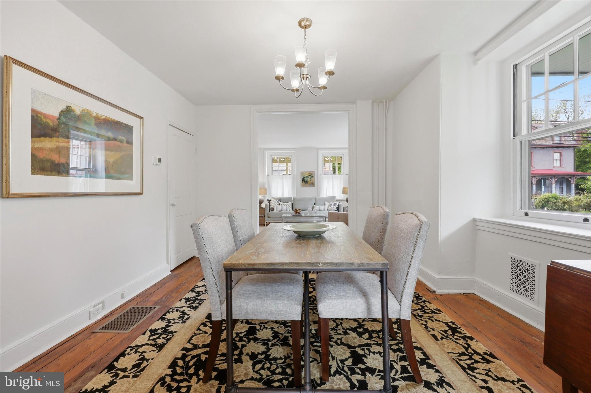 23 West Gravers Lane Philadelphia, PA 19118 - Photo 9 of 39