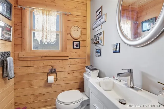 $589,900 | 270 Foggy Bottom Road, Roach, MO 65787