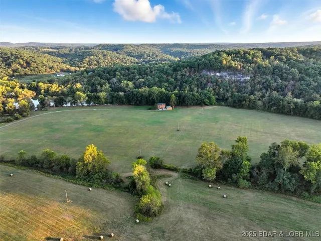 $589,900 | 270 Foggy Bottom Road, Roach, MO 65787