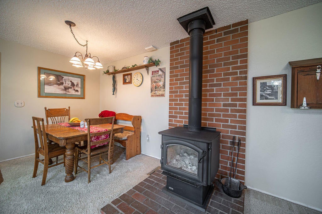61858 Dobbin Road Bend, OR 97702 - Photo 10 of 30 RileyVisials-25