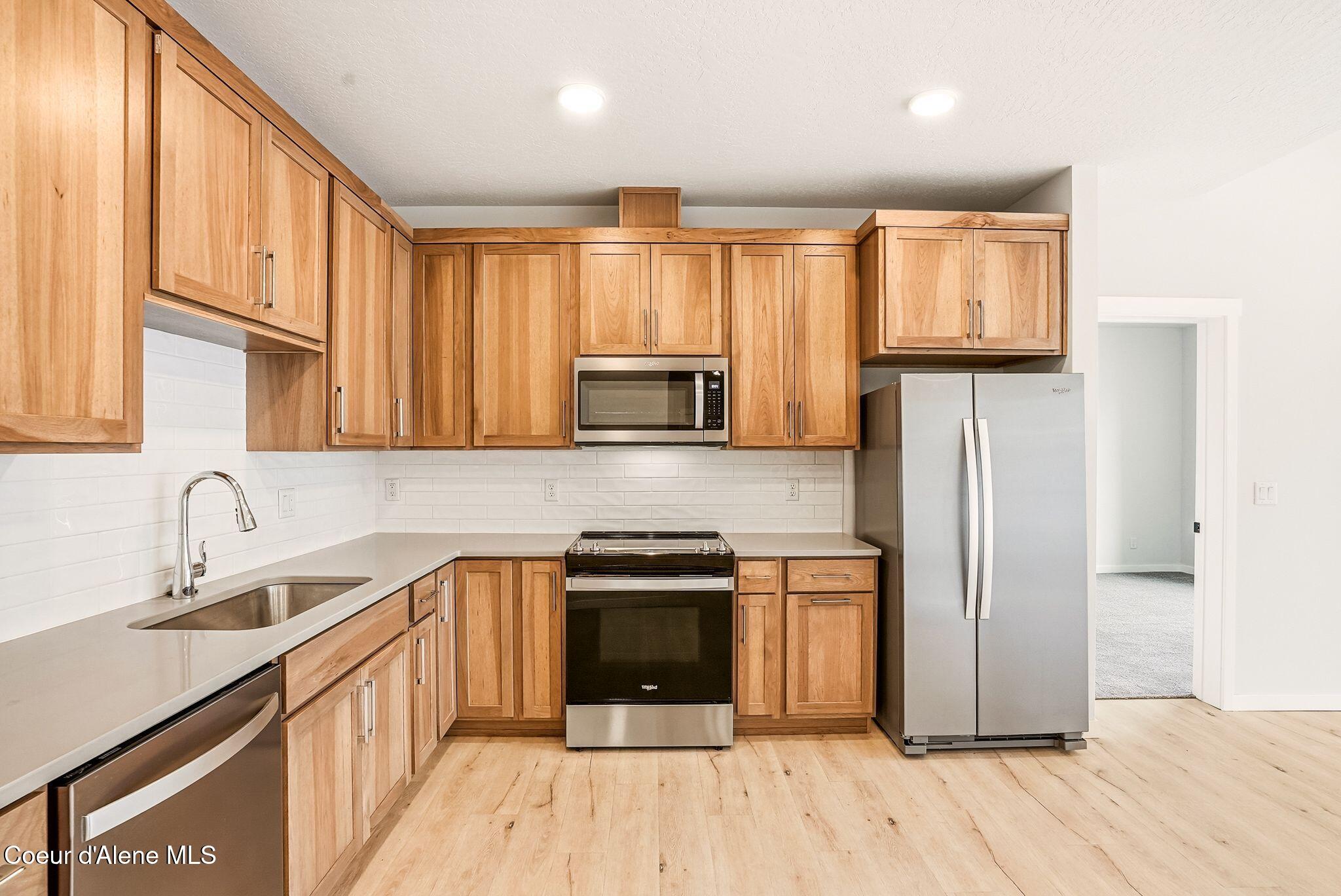 6480 North Atlas Road, Unit 204 Coeur D'Alene, ID 83815 - Photo 8 of 29 8