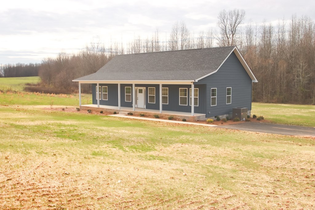 426 Frank Anderson Road Sparta, TN 38583 - Photo 2 of 22 Gallery Image 2