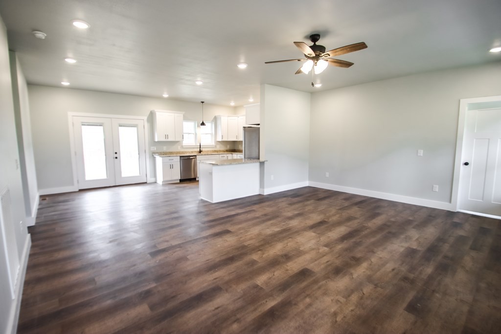 426 Frank Anderson Road Sparta, TN 38583 - Photo 5 of 22 Gallery Image 5