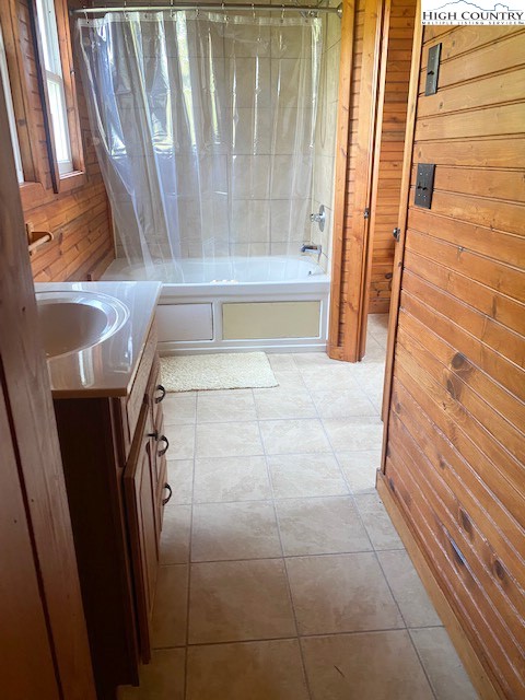 23 Millards Way Sparta, NC 28675 - Photo 42 of 46 a bathroom with a bathtub and shower