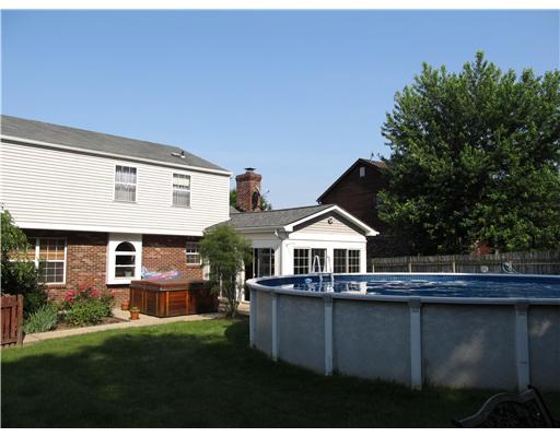 125 Countryview Drive McKees Rocks, PA 15136 - Photo 15 of 18 Exterior Back.