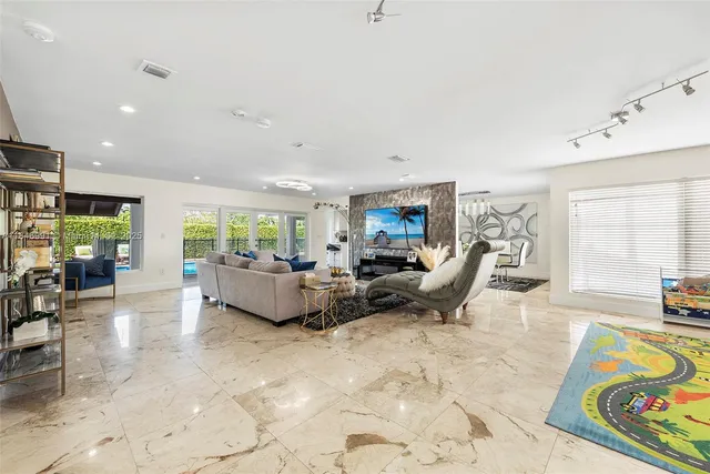 $12,500 | 5901 Southwest 56th Terrace, South Miami, FL 33143