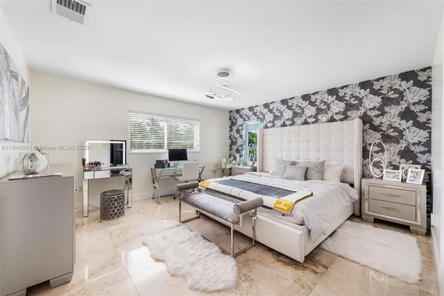 $12,500 | 5901 Southwest 56th Terrace, South Miami, FL 33143