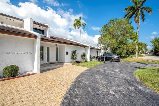 $12,500 | 5901 Southwest 56th Terrace, South Miami, FL 33143