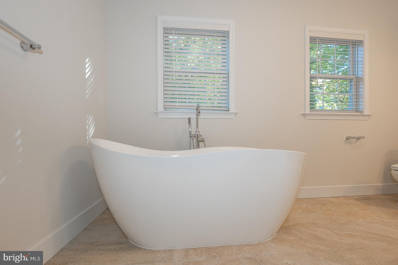 121 Sproul Road Villanova, PA 19085 - Photo 20 of 46