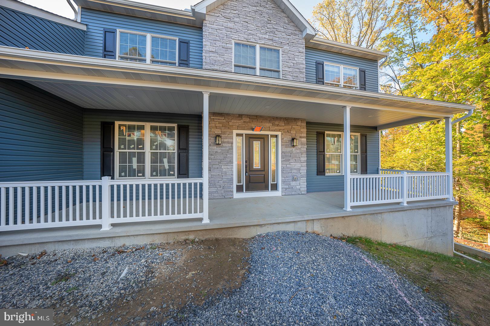 121 Sproul Road Villanova, PA 19085 - Photo 4 of 46