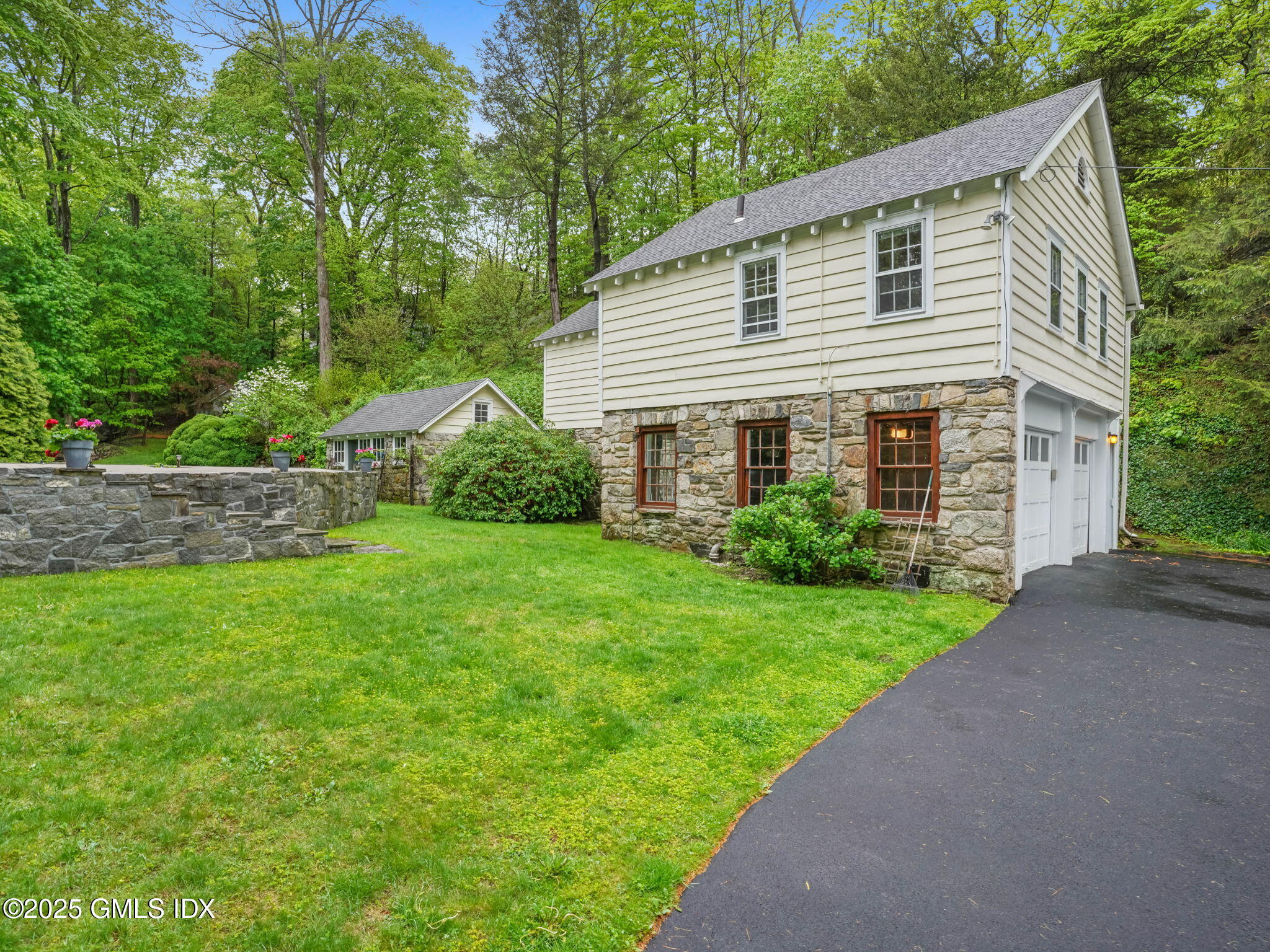 32-web-or-mls-321-riversville-rd