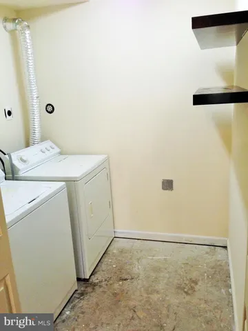 $1,150 | 4614 Charlton Court, Unit B, Woodbridge, VA 22193