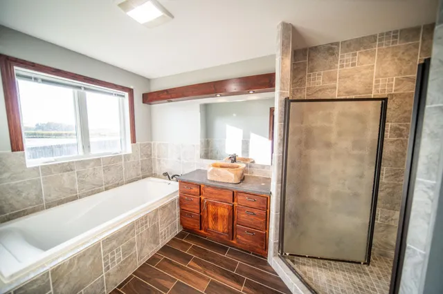 $490,000 | 580 Canyon Lane Northwest, Eyota, MN 55934