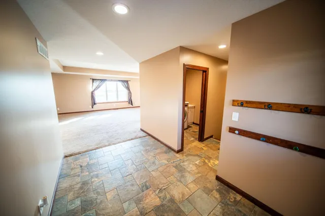 $490,000 | 580 Canyon Lane Northwest, Eyota, MN 55934