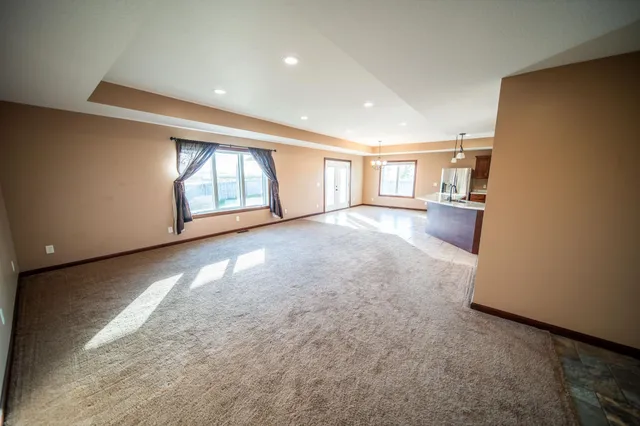 $490,000 | 580 Canyon Lane Northwest, Eyota, MN 55934