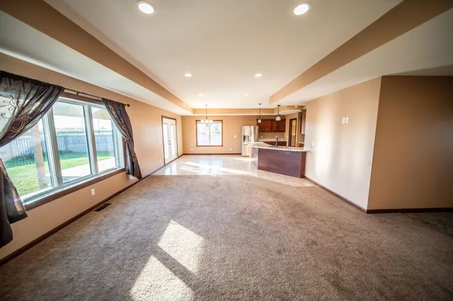 $490,000 | 580 Canyon Lane Northwest, Eyota, MN 55934