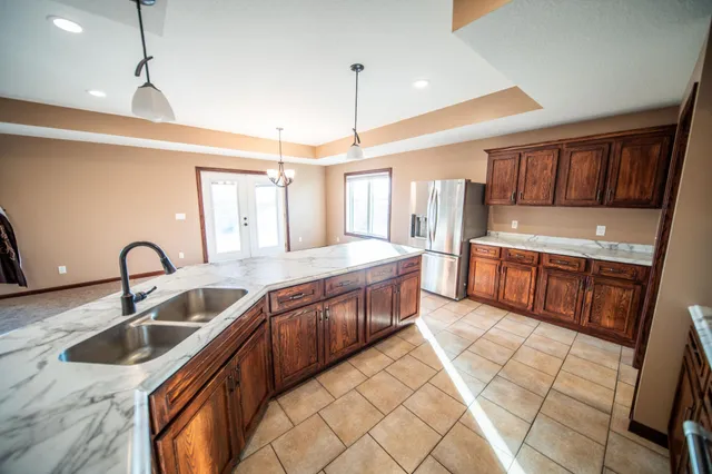 $490,000 | 580 Canyon Lane Northwest, Eyota, MN 55934