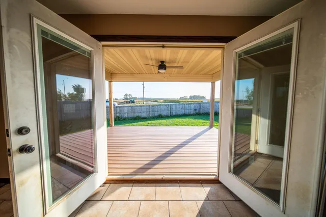 $490,000 | 580 Canyon Lane Northwest, Eyota, MN 55934