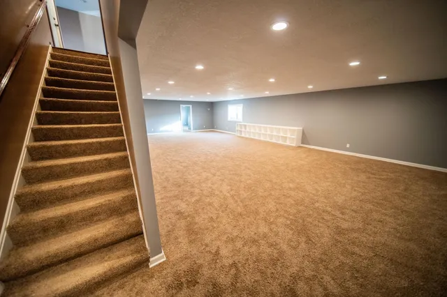 $490,000 | 580 Canyon Lane Northwest, Eyota, MN 55934