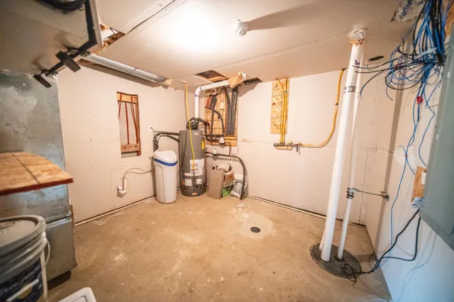 $490,000 | 580 Canyon Lane Northwest, Eyota, MN 55934