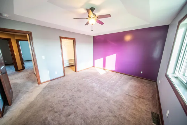 $490,000 | 580 Canyon Lane Northwest, Eyota, MN 55934