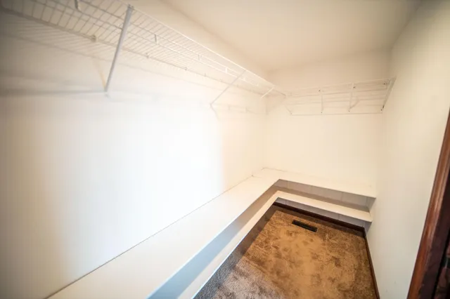 $490,000 | 580 Canyon Lane Northwest, Eyota, MN 55934