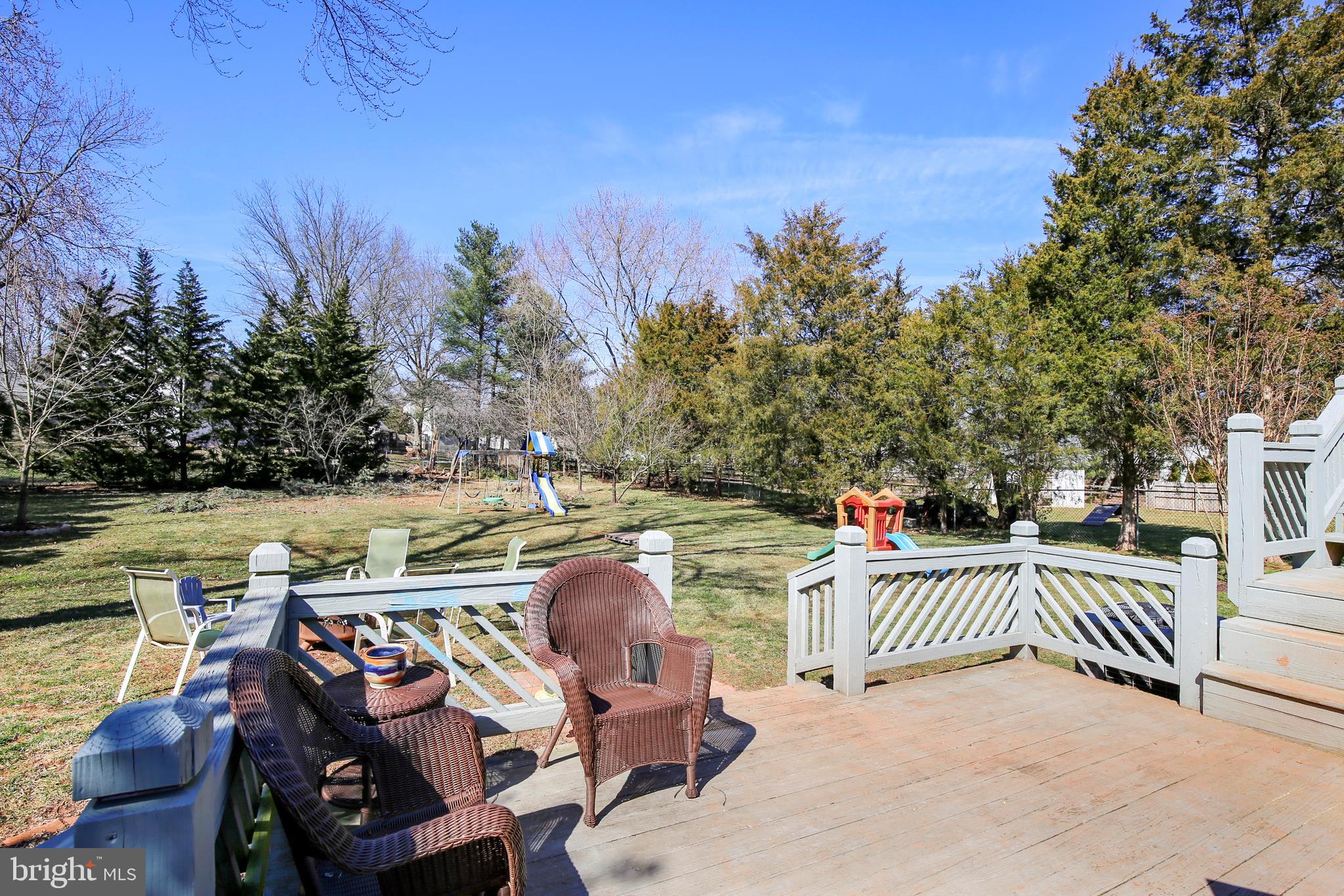 17324 Whitaker Road Poolesville, MD 20837 - Photo 5 of 32 One of the largest backyards in the neighborhood!!