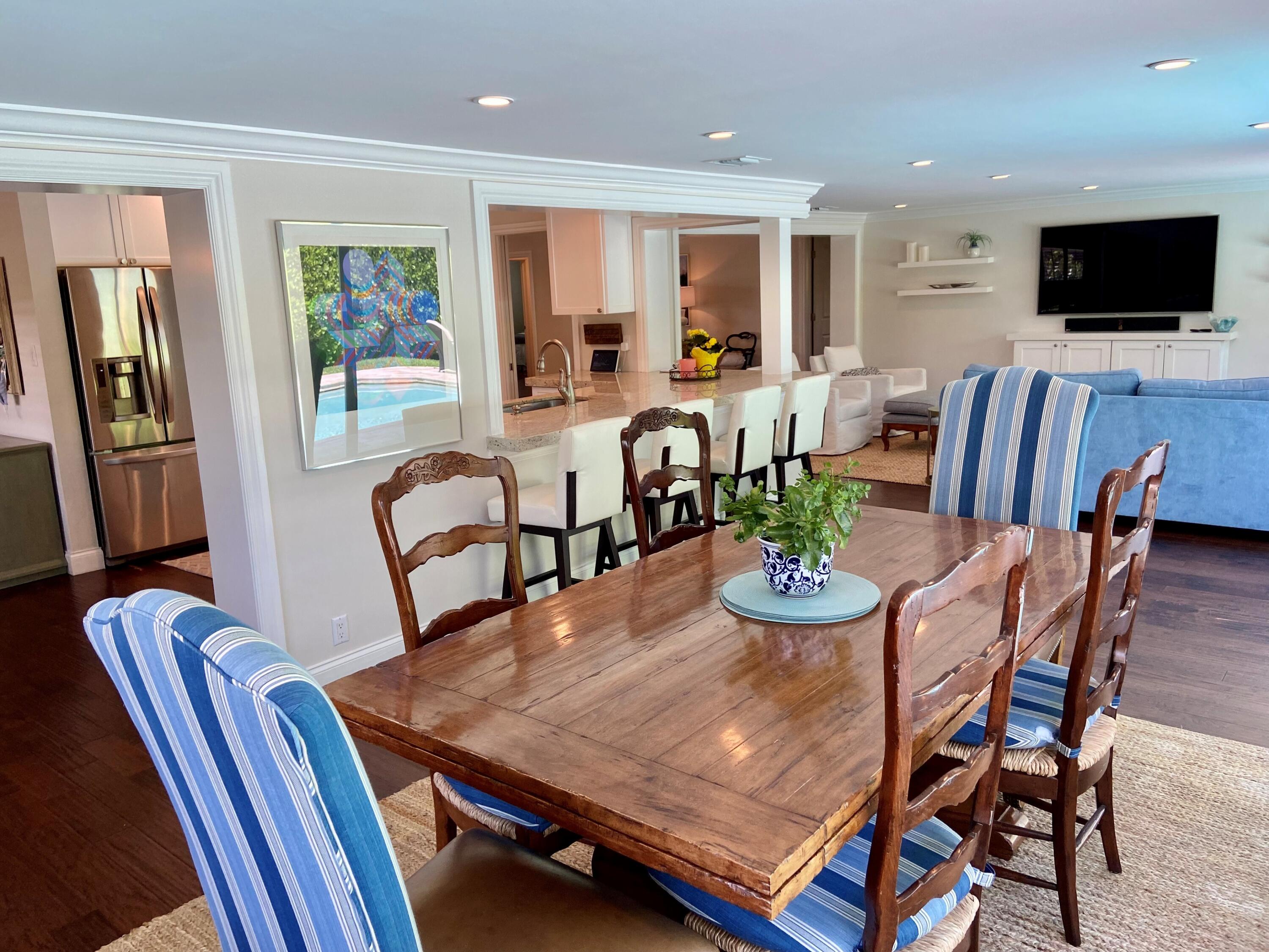 625 Elm Tree Lane Boca Raton, FL 33486 - Photo 15 of 34 Family Room