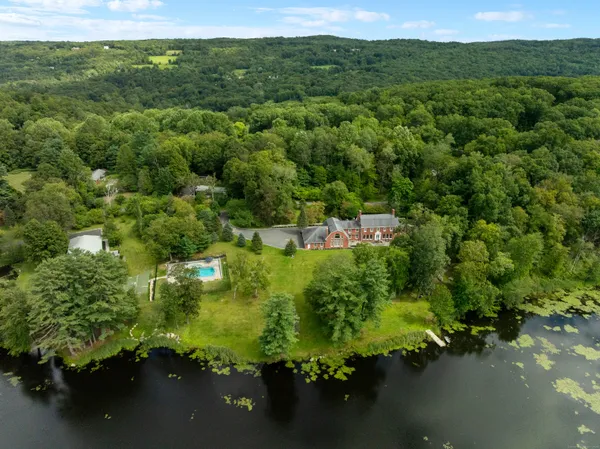$8,200,000 | 62-64 Big Bear Hill Road, New Milford, CT 06776
