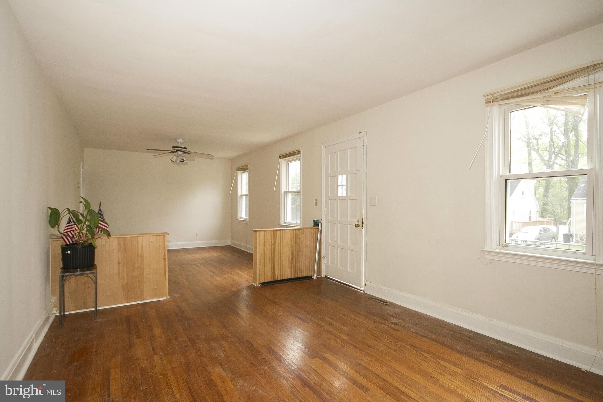 3604 Forest Hill Road Baltimore, MD 21207 - Photo 5 of 19 Interior (General)
