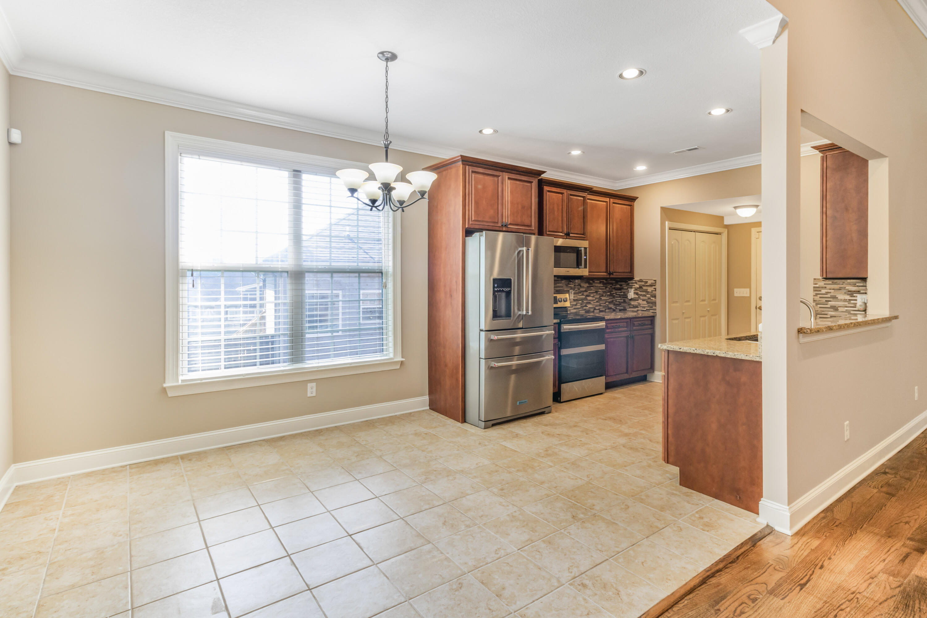 8664 Maple Valley Drive Chattanooga, TN 37421 - Photo 6 of 20 Dining
