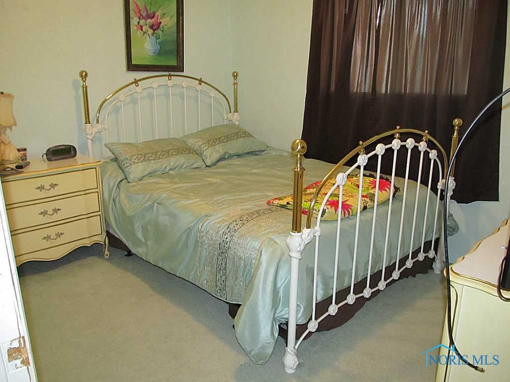 1175 Craig Road Maumee, OH 43537 - Photo 7 of 10 Bedroom.