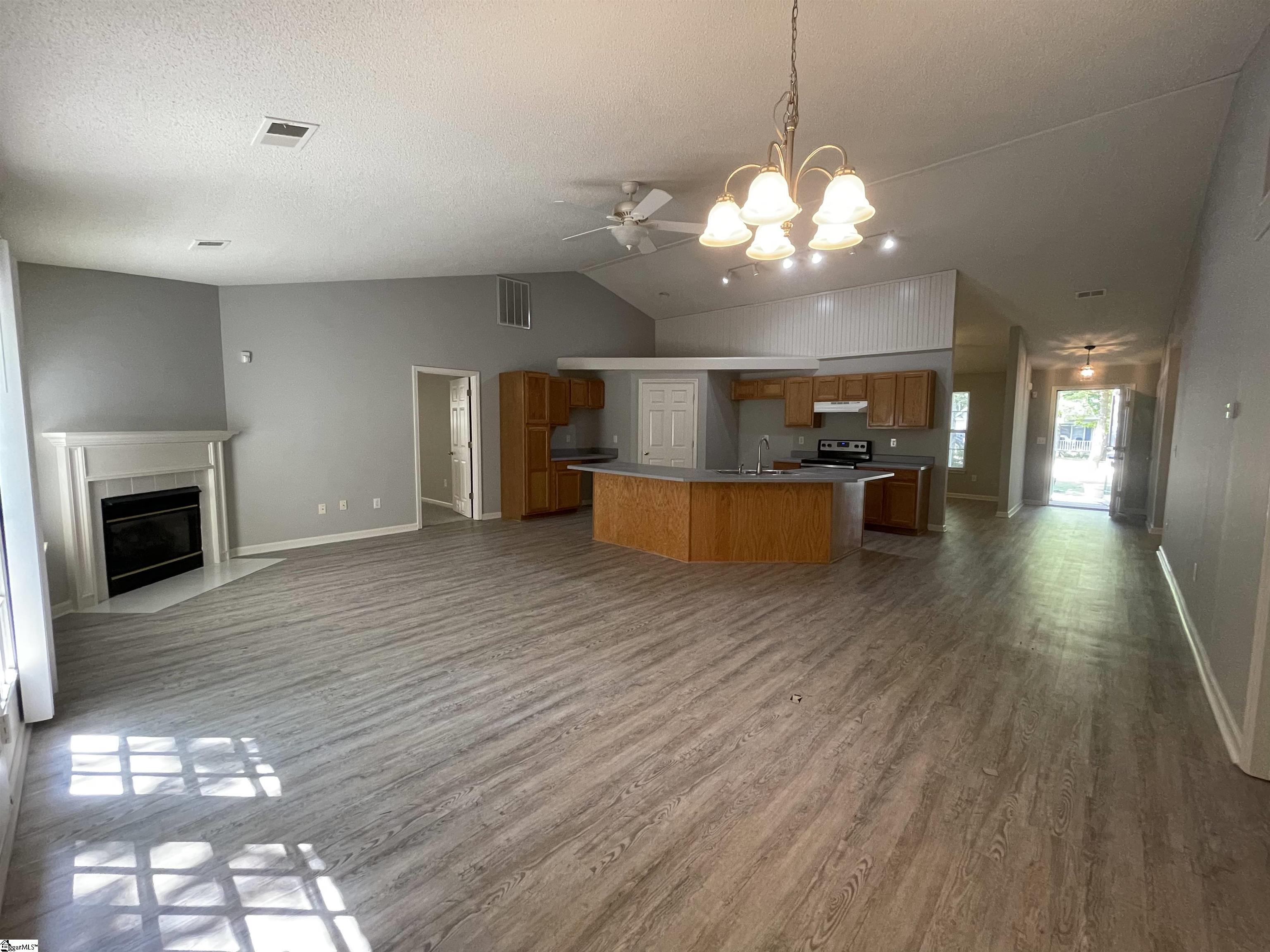 106 Timberjack Street Simpsonville, SC 29680 - Photo 3 of 31 Gallery Image 3
