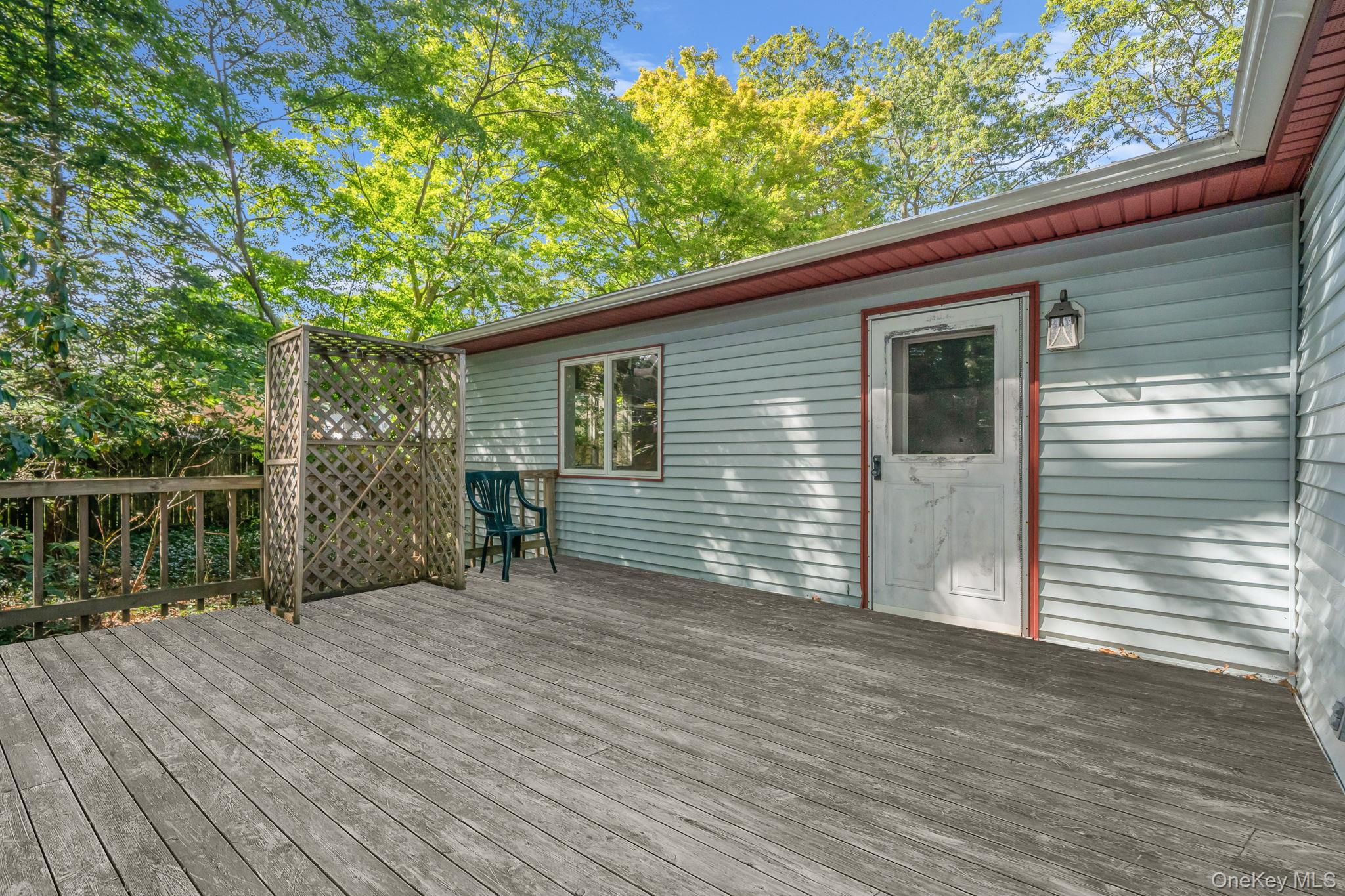 60 Hawthorne Road Rocky Point, NY 11778 - Photo 18 of 23 View of deck