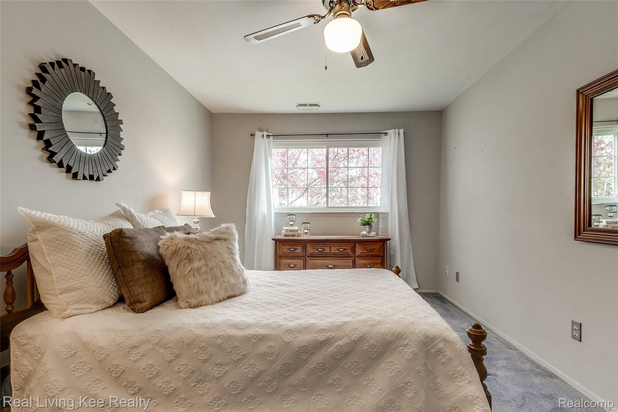 430 Baldwin Avenue Rochester, MI 48307 - Photo 19 of 41 Interiors (2 of 30).jpg