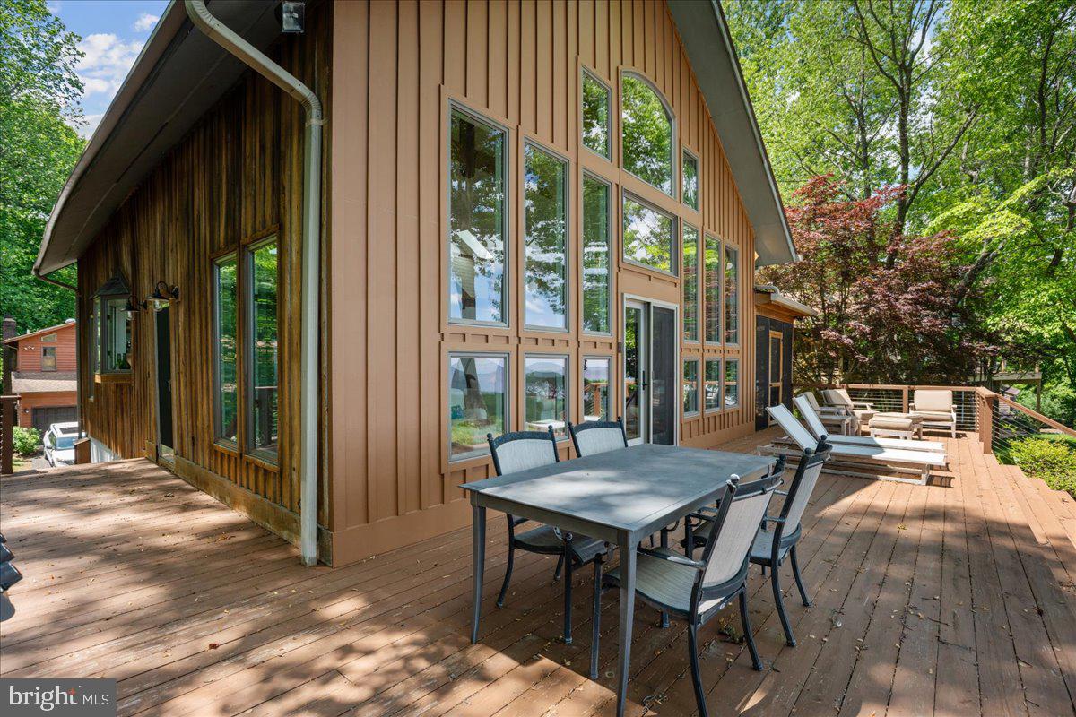 2828 Allspice Road Port Republic, MD 20676 - Photo 29 of 64 Hardie siding on bay front side of the home