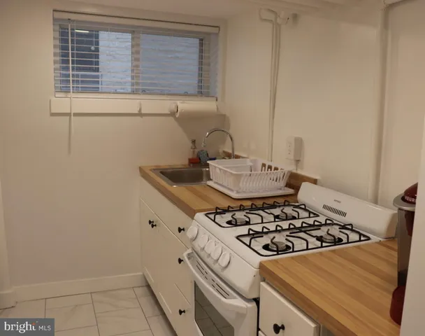 $1,750 | 2121 N Street Northwest, Unit 2, Washington, DC 20037