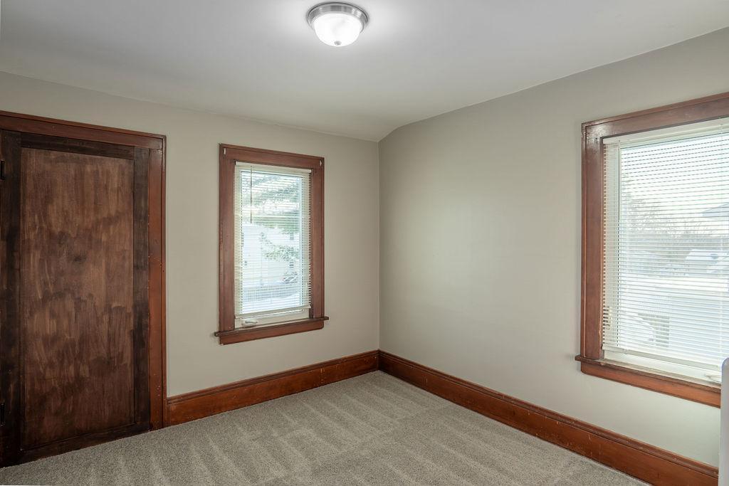 890 Arkwright Street North St. Paul, MN 55130 - Photo 14 of 25