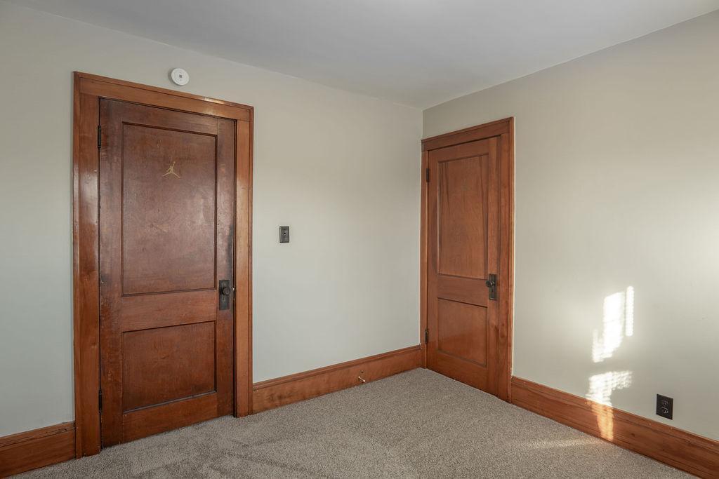 890 Arkwright Street North St. Paul, MN 55130 - Photo 17 of 25