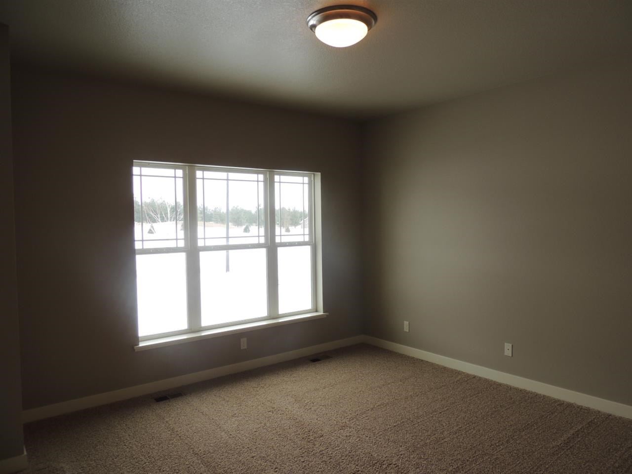 2928 Diamondhead Road Hiawatha, IA 52233 - Photo 23 of 25 Gallery Image 23