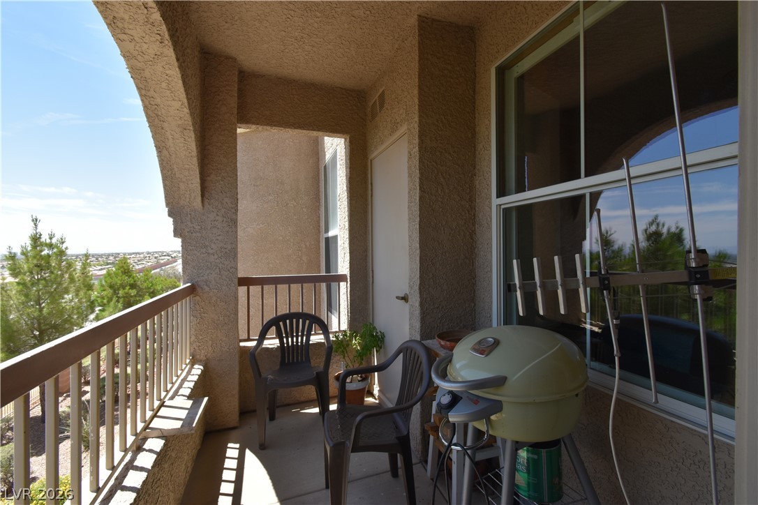 10550 West Alexander Road, Unit 2025 Las Vegas, NV 89129 - Photo 8 of 19