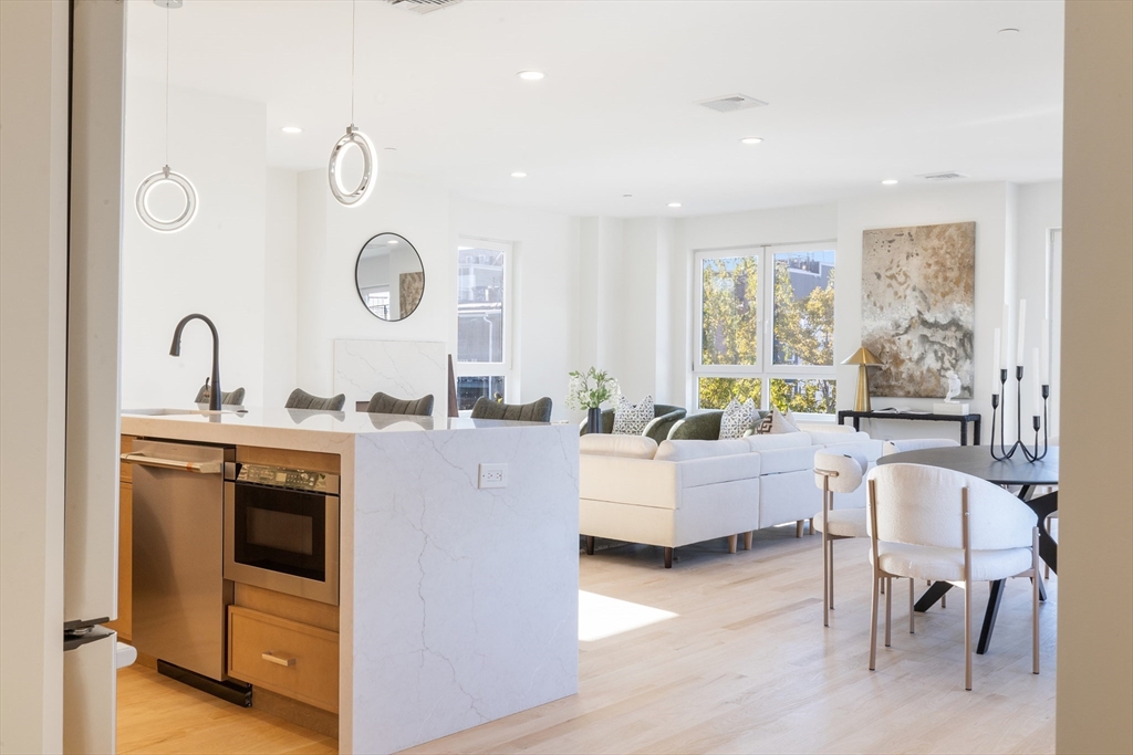 25 Everett Street, Unit 6 Boston, MA 02128 - Photo 12 of 27